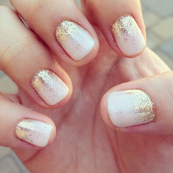Những ý tưởng nail dành cho cô dâu trong ngày cưới 7 Kim tuyến